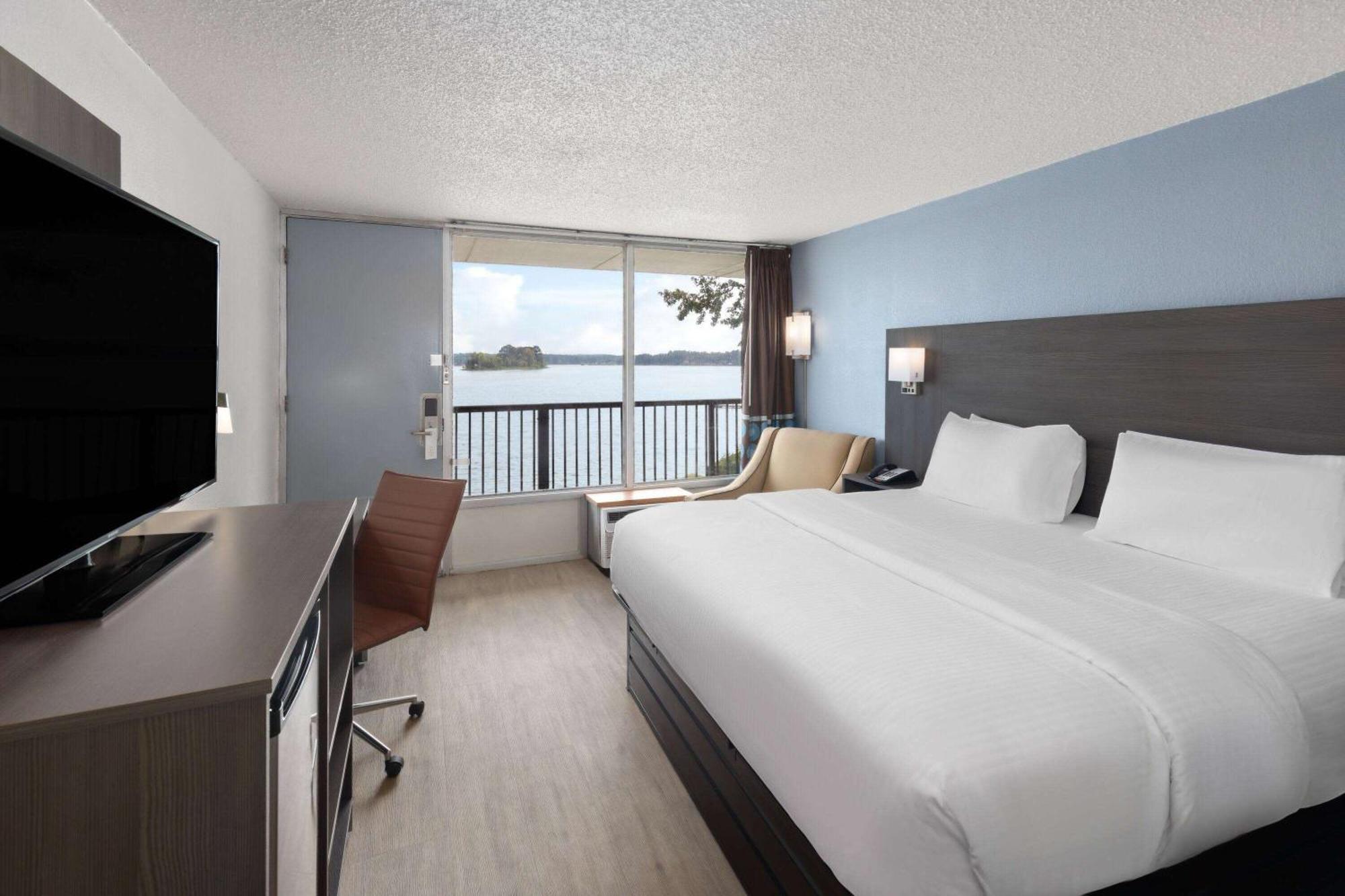 Super 8 By Wyndham Riverside Al Ngoại thất bức ảnh