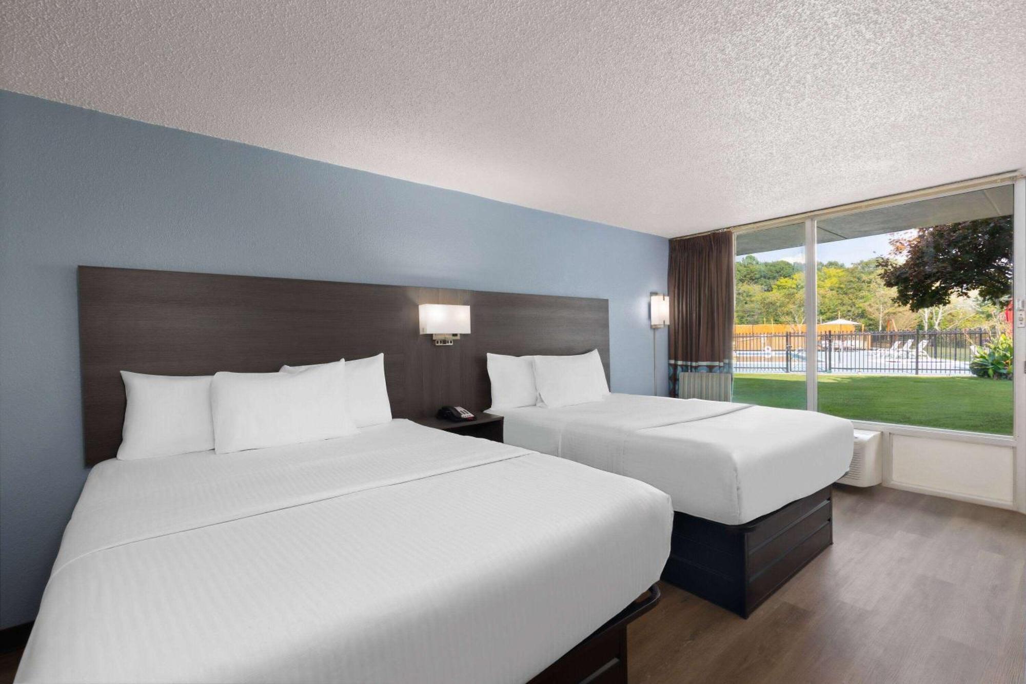 Super 8 By Wyndham Riverside Al Ngoại thất bức ảnh